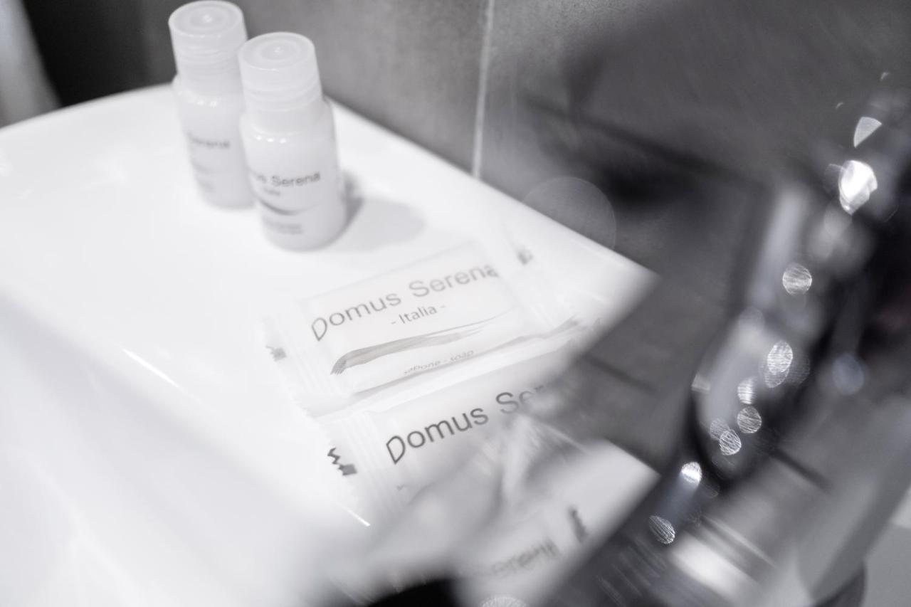 โตเลโดสต็อป Hotel เนเปิลส์ ภายนอก รูปภาพ Domus Sapone